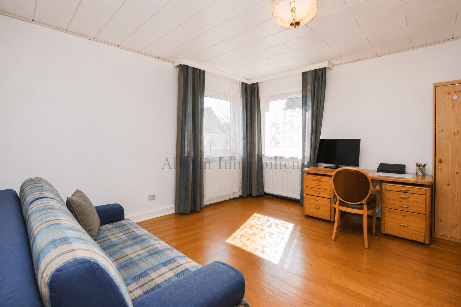 Arbeitszimmer