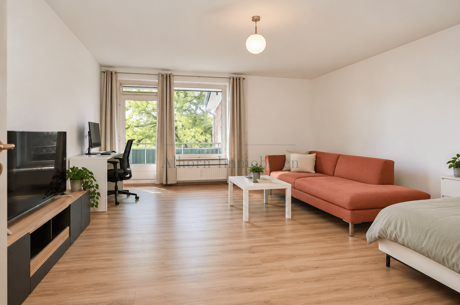 Wohn- und Schlafzimmer