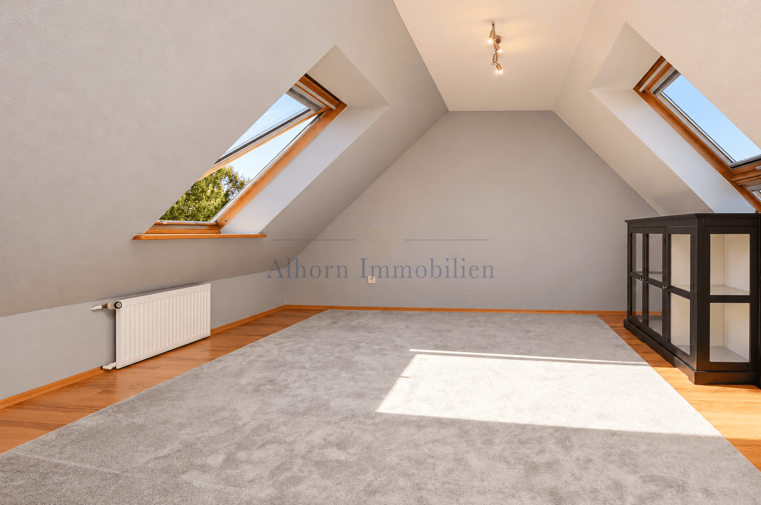 Galerie mit Studio / Atelier
